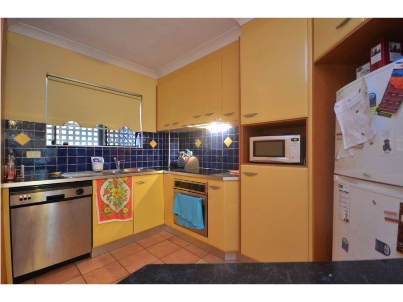 3/85-87 Victoria Terrace, Greenslopes QLD 4120