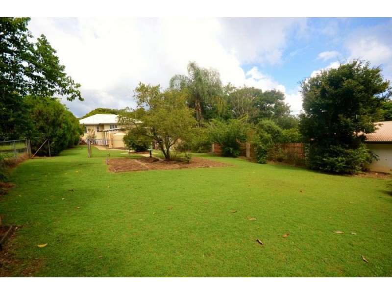 358 Nursery Road, Holland Park QLD 4121
