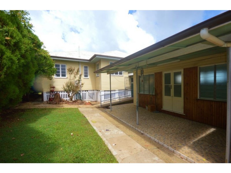 358 Nursery Road, Holland Park QLD 4121