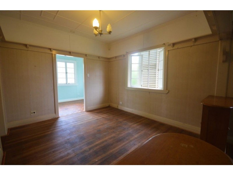 358 Nursery Road, Holland Park QLD 4121