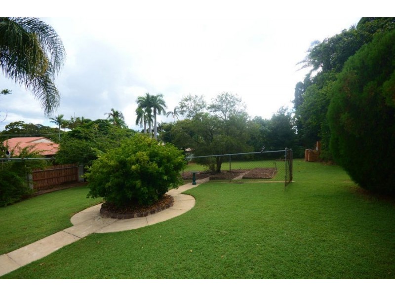 358 Nursery Road, Holland Park QLD 4121
