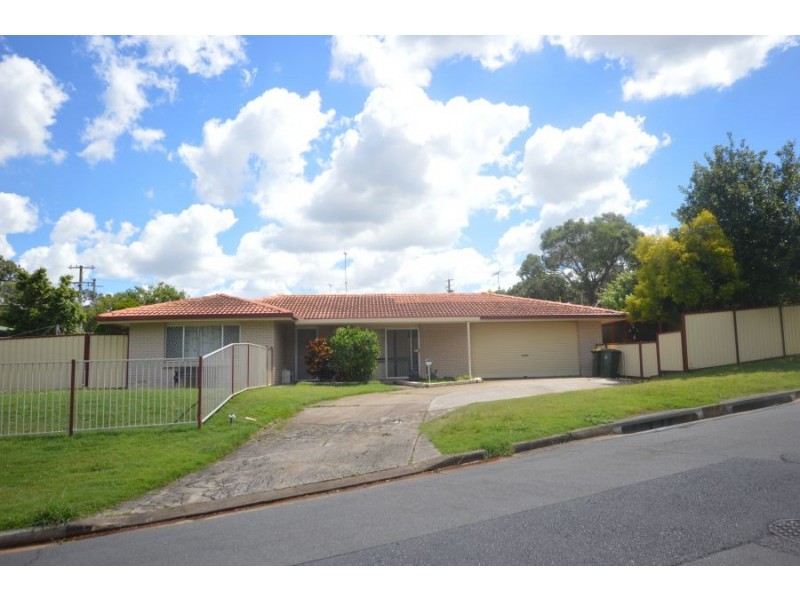 6 Montreal Street, Wishart QLD 4122