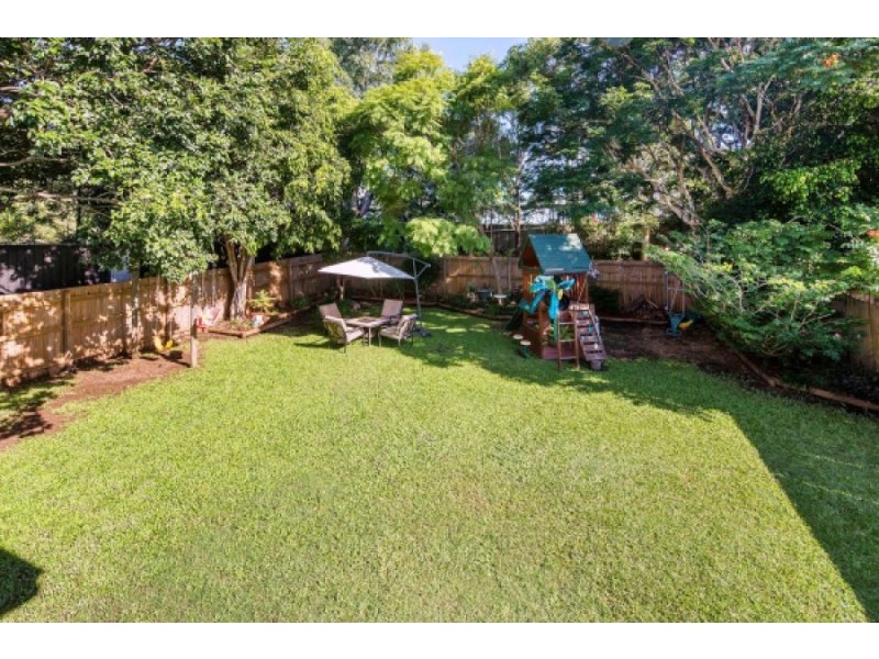 57 Broadwater Road, Mount Gravatt East QLD 4122