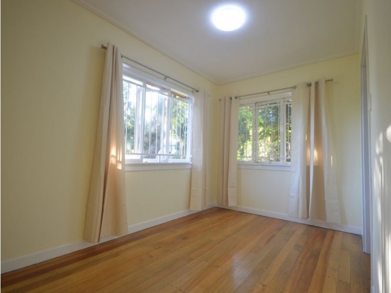 52 Thurlby Street, Upper Mount Gravatt QLD 4122