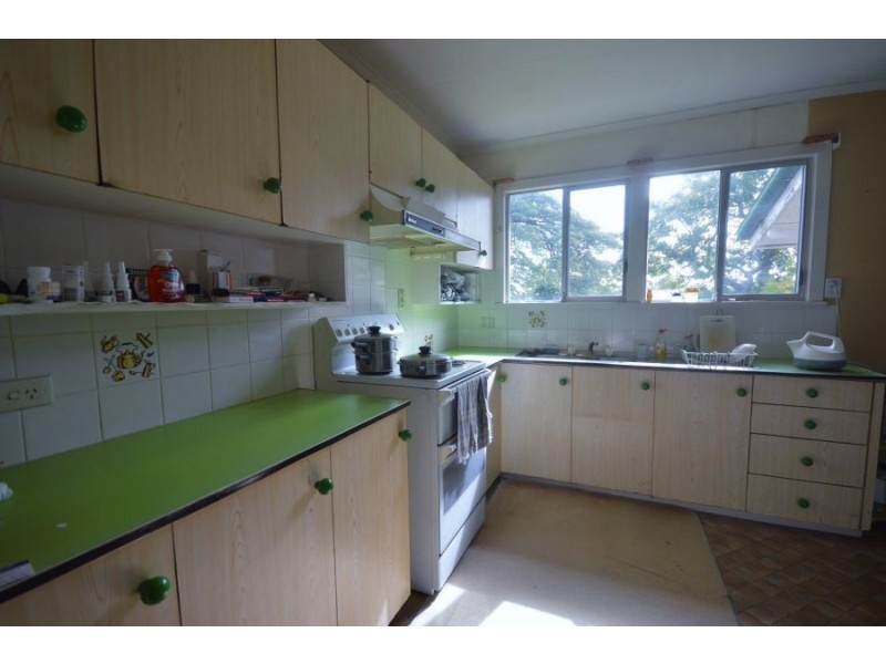 42 Colwyn Street, Wishart QLD 4122