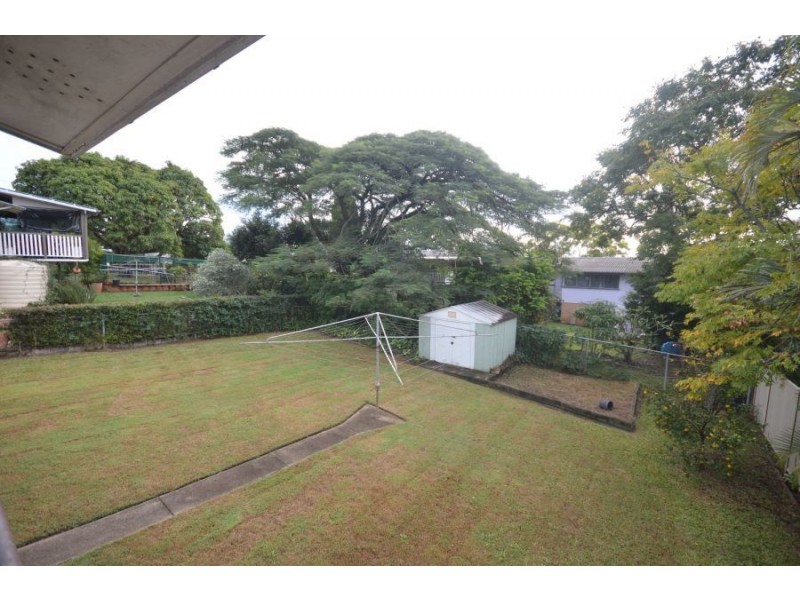 42 Colwyn Street, Wishart QLD 4122