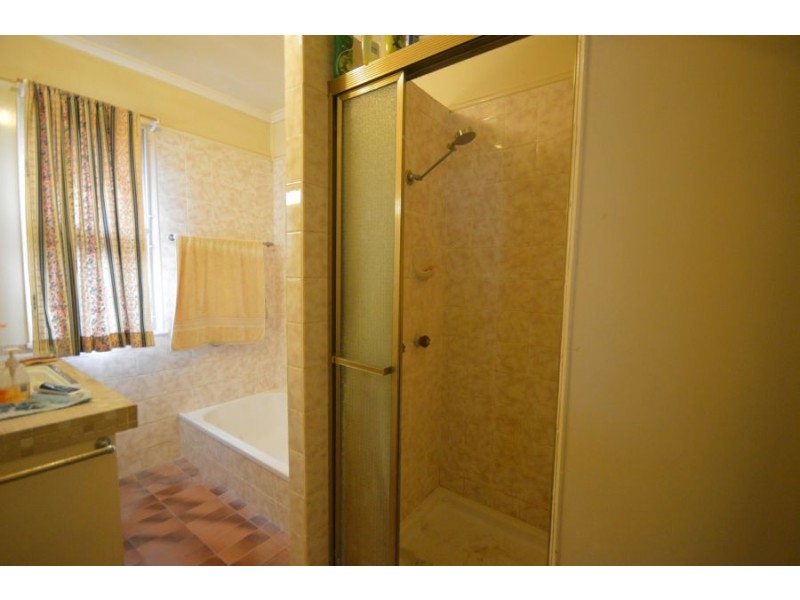 42 Colwyn Street, Wishart QLD 4122