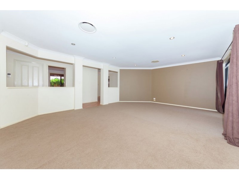 28 Aspen Street, Carindale QLD 4152