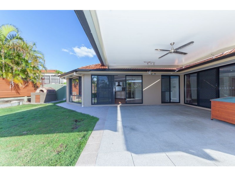 28 Aspen Street, Carindale QLD 4152