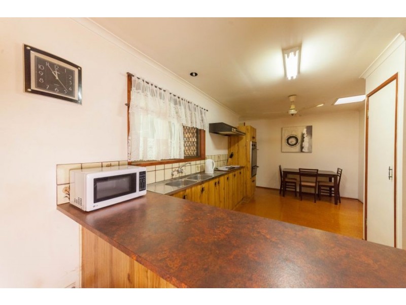 4 Wendy Place, Wishart QLD 4122