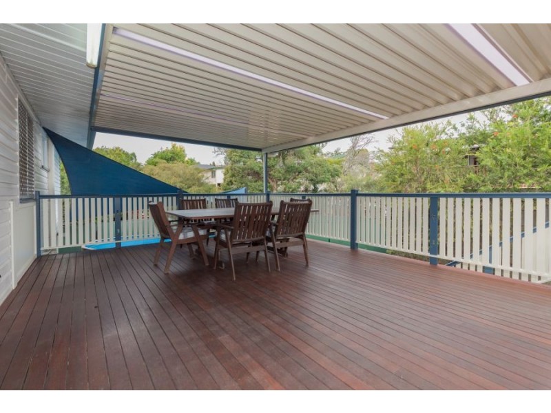 11 Condong Street, Mansfield QLD 4122