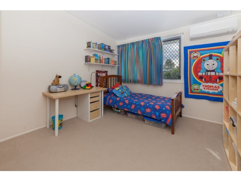 11 Condong Street, Mansfield QLD 4122