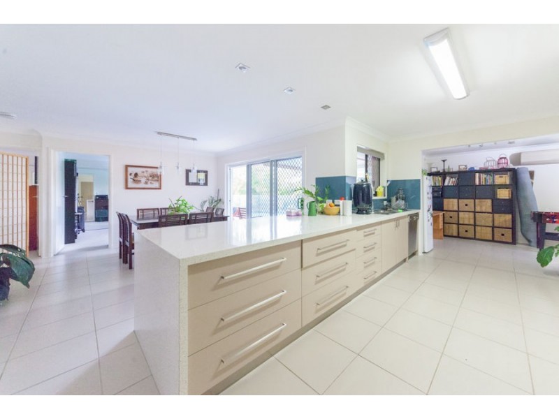 12 Sieben Street, Wishart QLD 4122