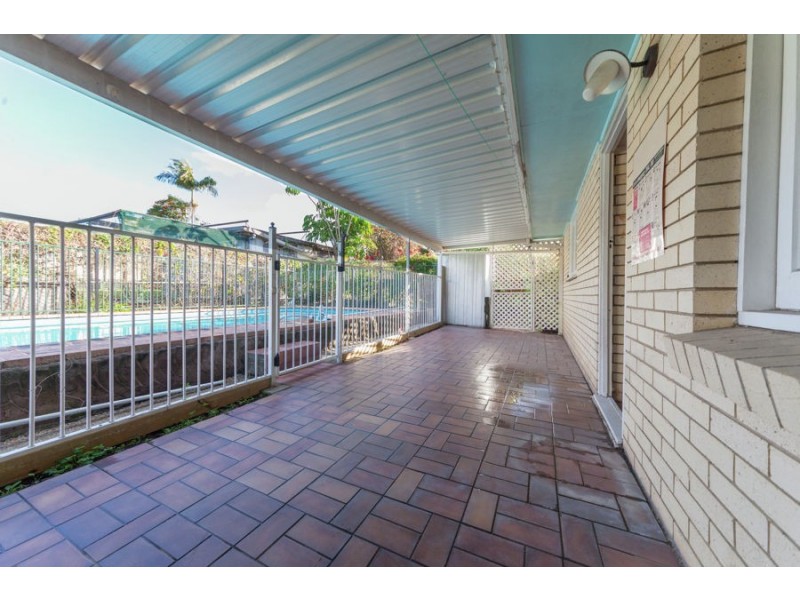 17 Ventura Street, Upper Mount Gravatt QLD 4122