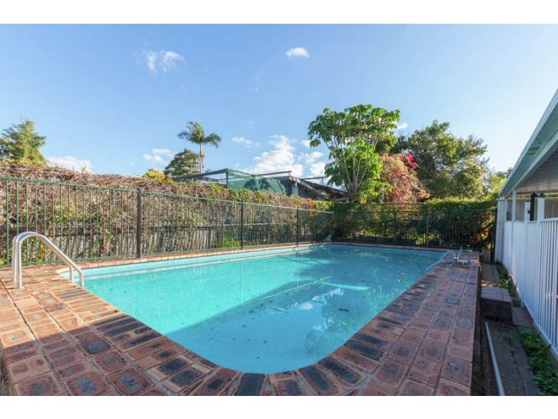 17 Ventura Street, Upper Mount Gravatt QLD 4122