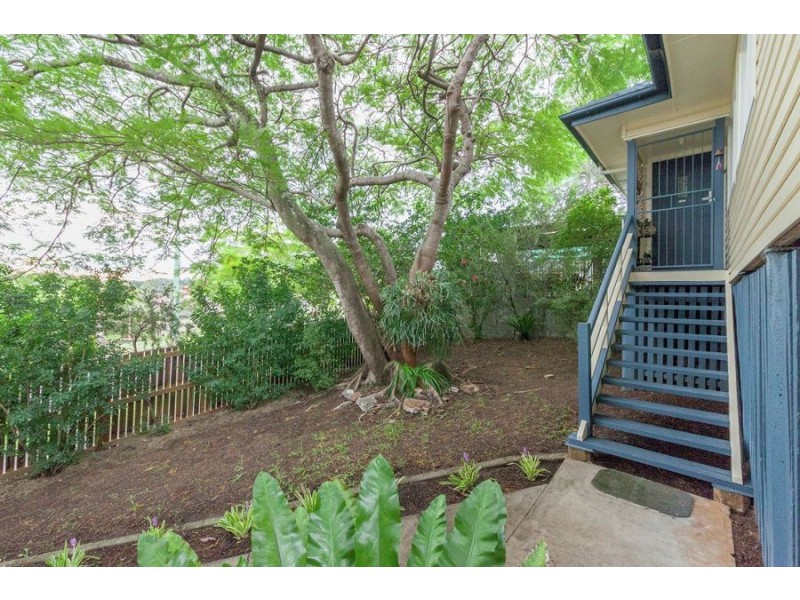 75 Mapleton Street, Mount Gravatt East QLD 4122