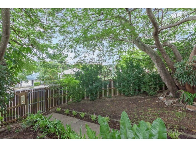 75 Mapleton Street, Mount Gravatt East QLD 4122