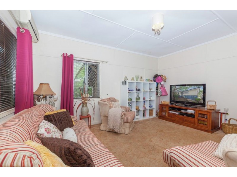 75 Mapleton Street, Mount Gravatt East QLD 4122