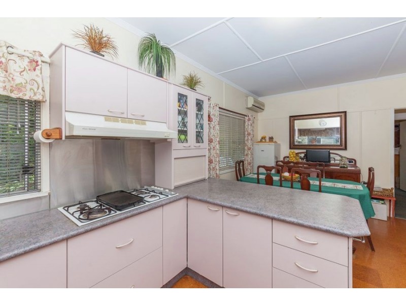 75 Mapleton Street, Mount Gravatt East QLD 4122