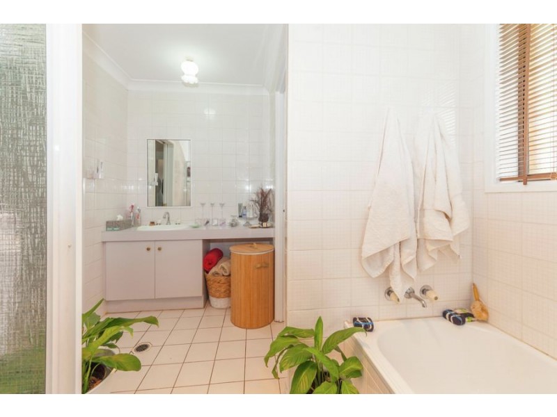 10 Goorari Street, Eight Mile Plains QLD 4113