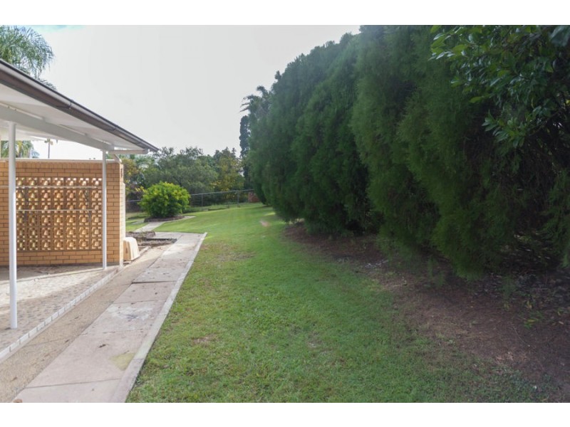 358 Nursery Road, Holland Park QLD 4121