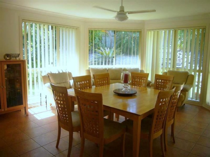 13 Raphael Place, Mackenzie QLD 4156