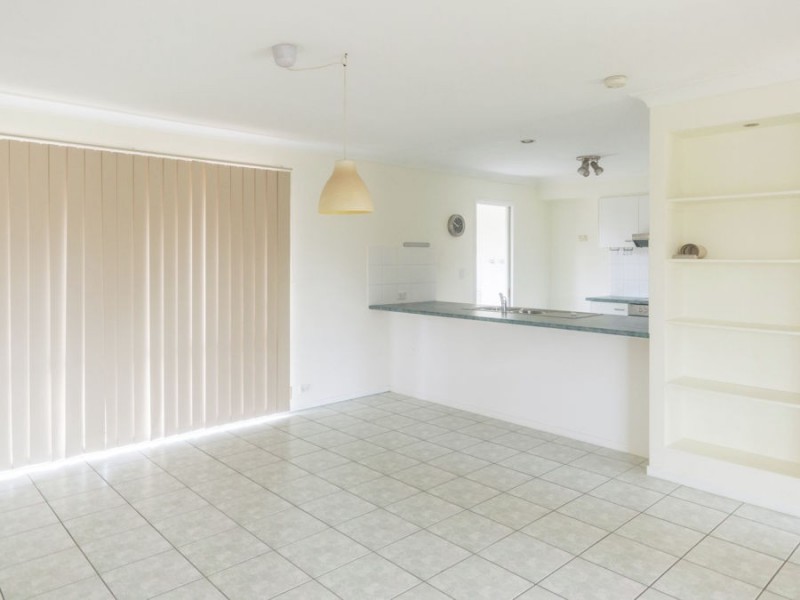 2 Beaufort Court, Calamvale QLD 4116