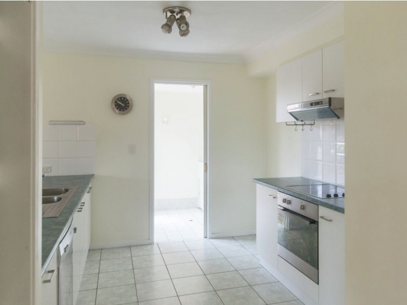 2 Beaufort Court, Calamvale QLD 4116