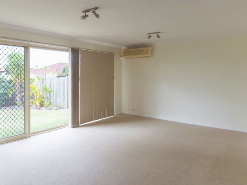 2 Beaufort Court, Calamvale QLD 4116