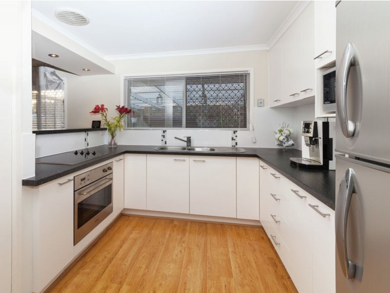 47 Morialta Street, Mansfield QLD 4122