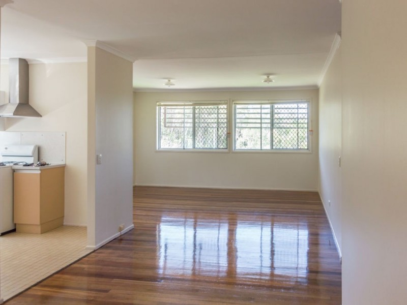 26 Tones Road, Mansfield QLD 4122