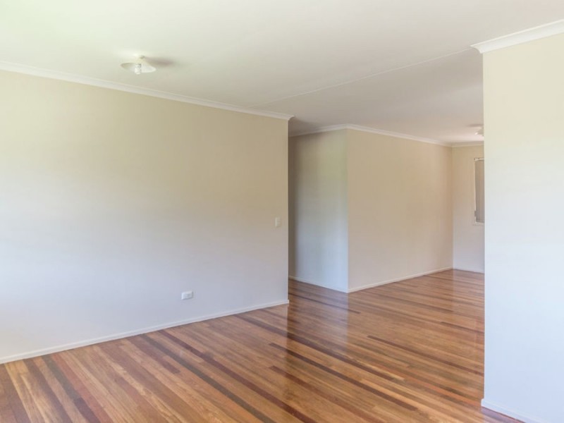 26 Tones Road, Mansfield QLD 4122