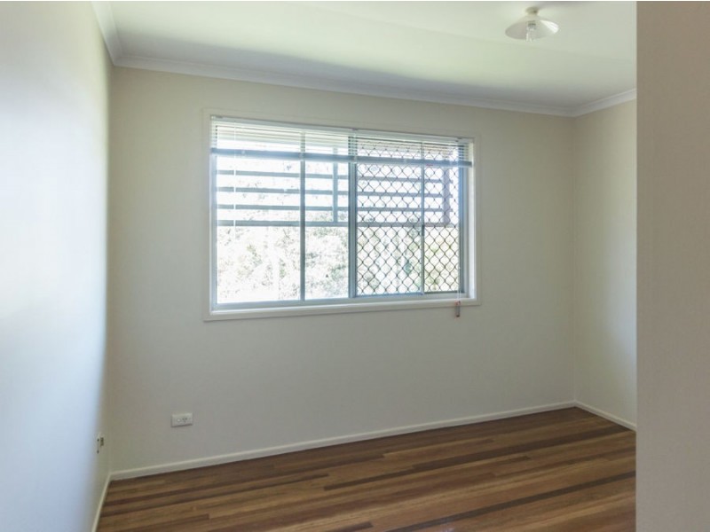 26 Tones Road, Mansfield QLD 4122