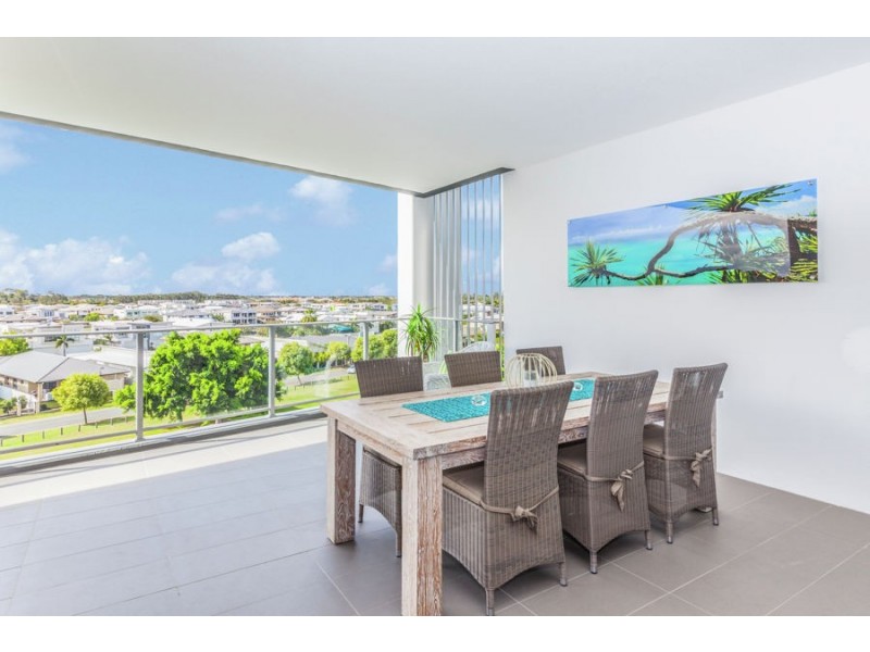 409/15 Compass Drive, Biggera Waters QLD 4216