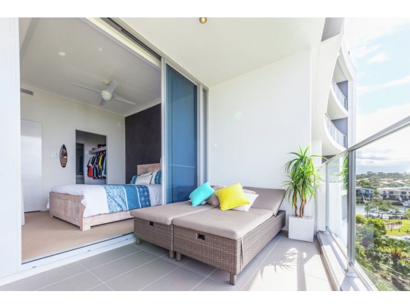 409/15 Compass Drive, Biggera Waters QLD 4216