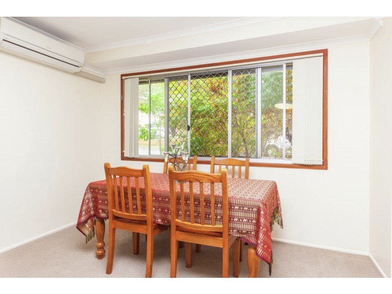 4 Melon Street, Mansfield QLD 4122