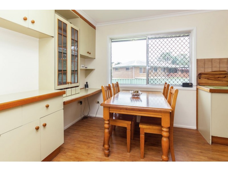 4 Melon Street, Mansfield QLD 4122