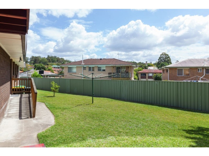 4 Melon Street, Mansfield QLD 4122