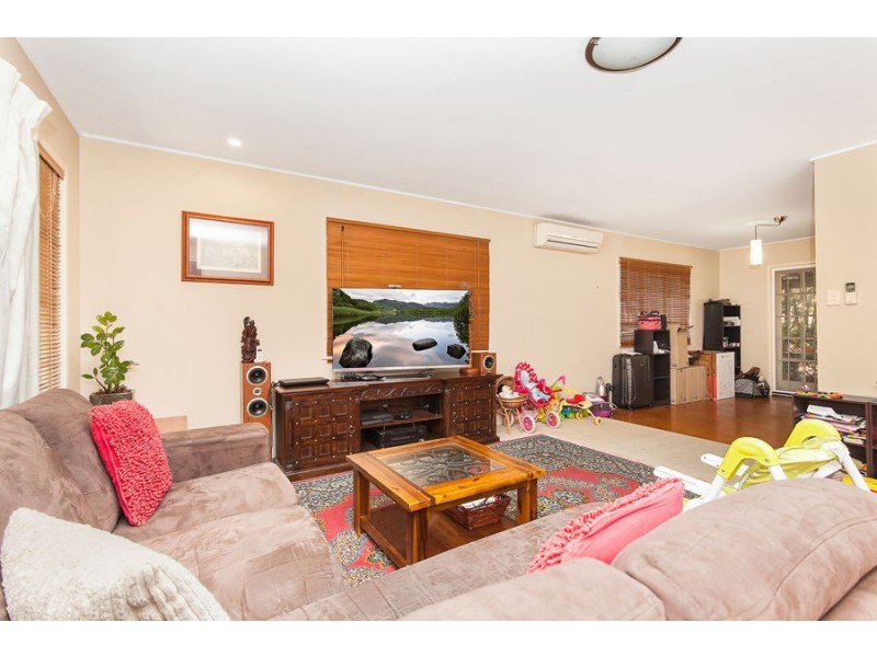 30 Amsterdam Street, Wishart QLD 4122