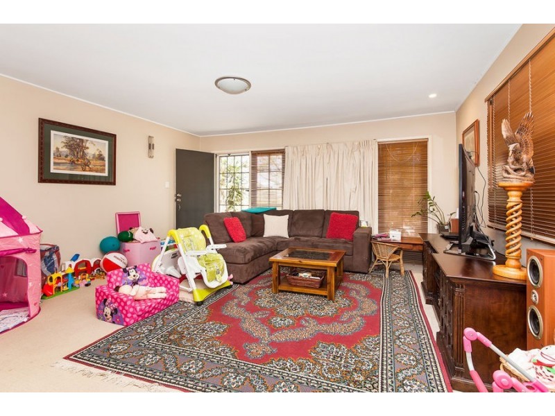 30 Amsterdam Street, Wishart QLD 4122