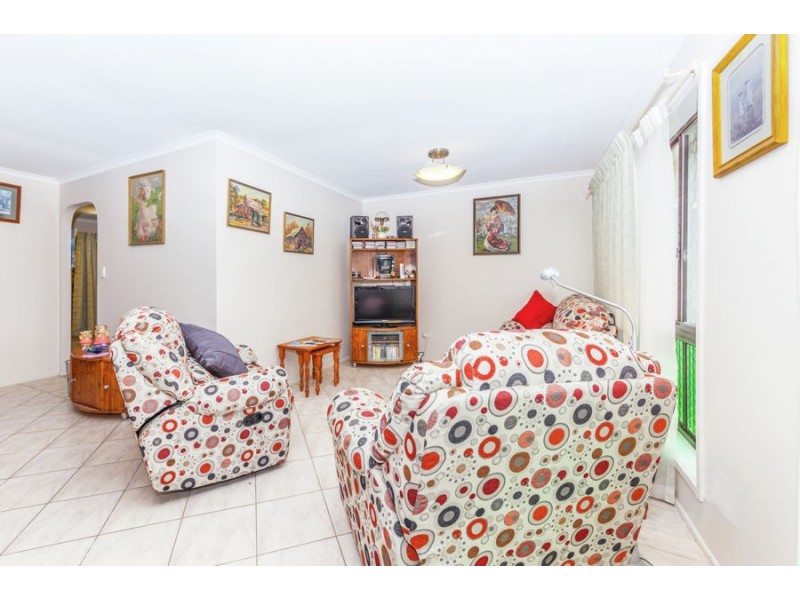 107 Garie Street, Wishart QLD 4122