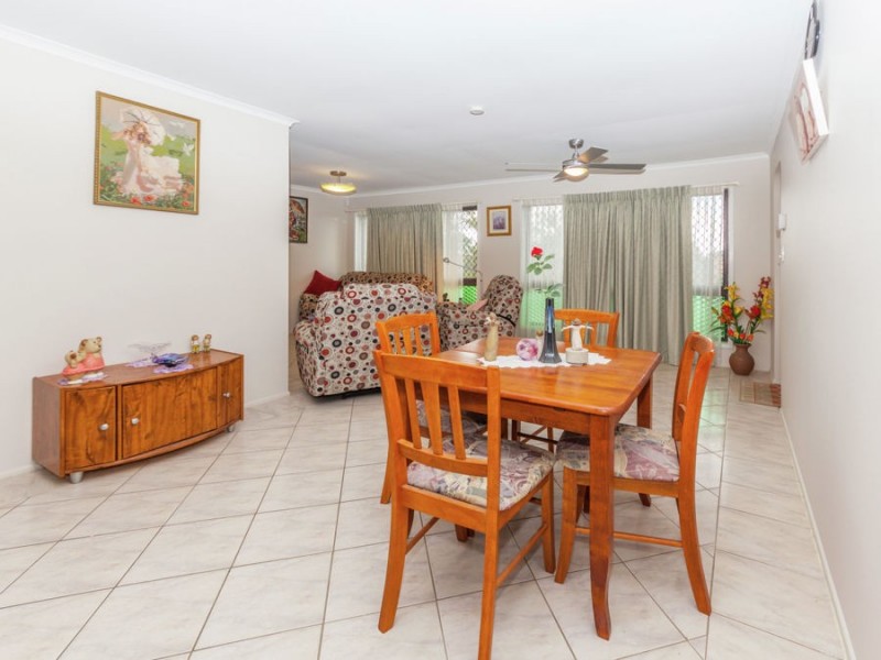 107 Garie Street, Wishart QLD 4122