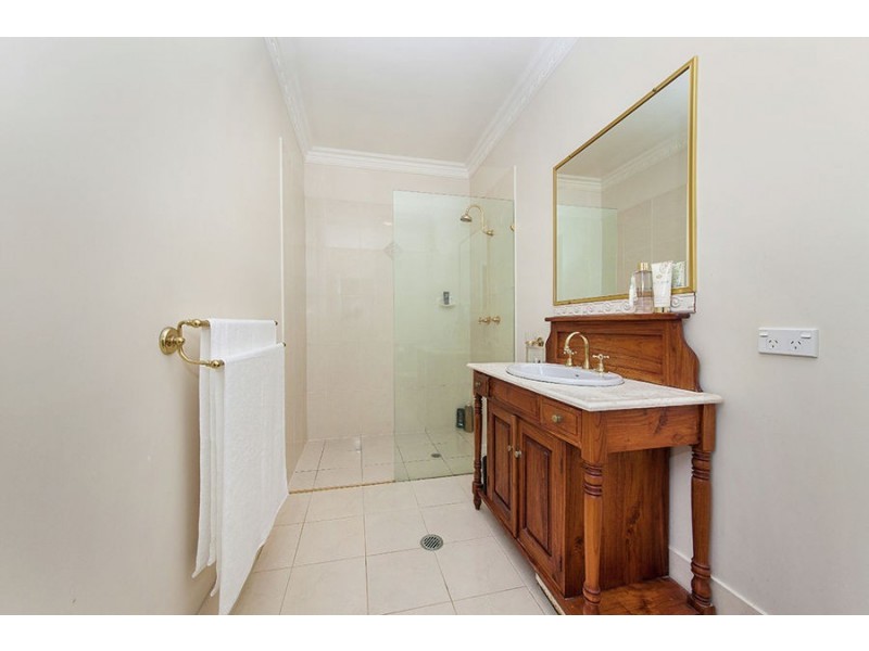 7 St George Court, Wishart QLD 4122