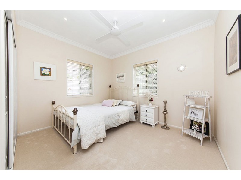 7 St George Court, Wishart QLD 4122