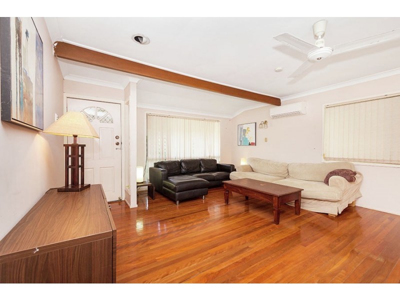 20 Handon Street, Mansfield QLD 4122