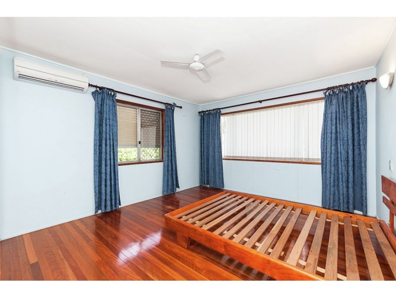 20 Handon Street, Mansfield QLD 4122