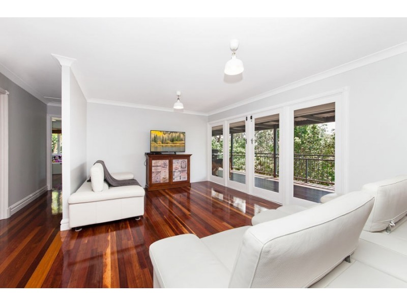 366 Nursery Road, Holland Park QLD 4121