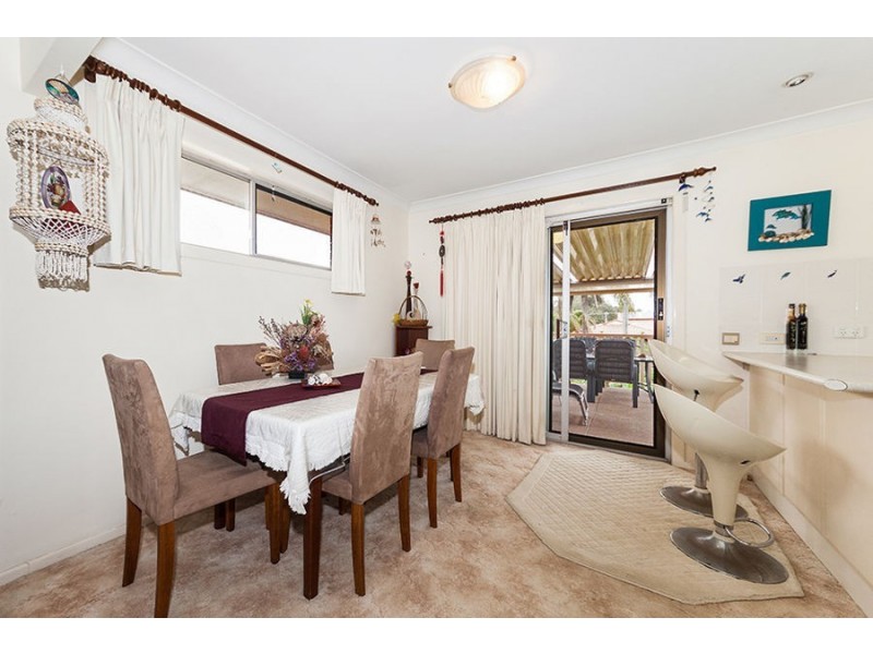 4 Colington Street, Mansfield QLD 4122