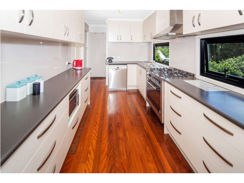 94 Mingera Street, Mansfield QLD 4122