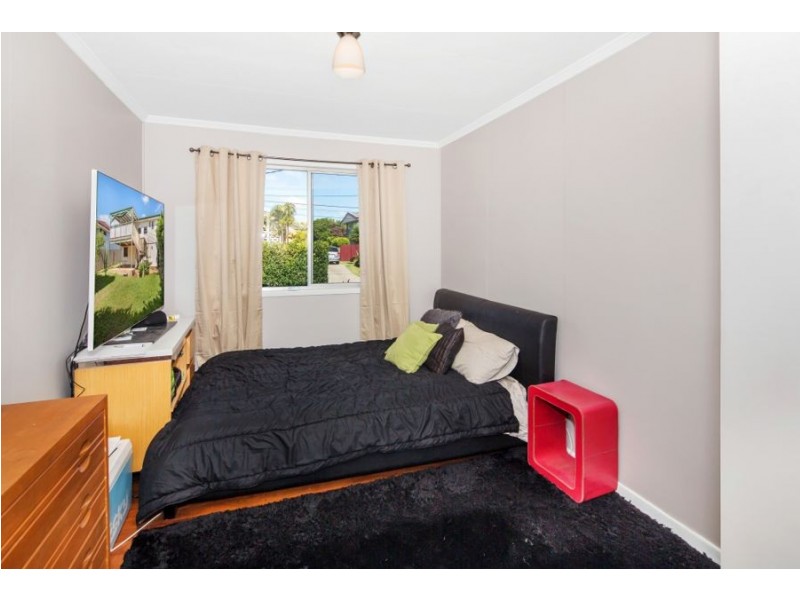 94 Mingera Street, Mansfield QLD 4122